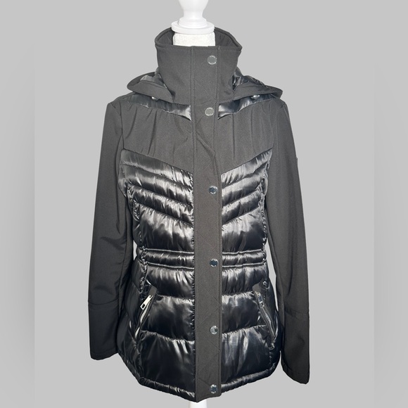 Guess Women's Black Puffer Jacket - Picture 2 of 12